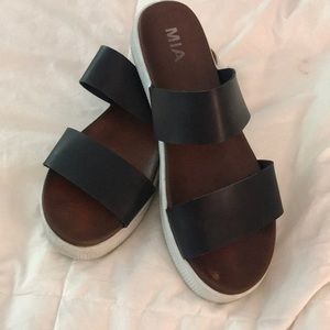 MIA flatform / platform  sandals